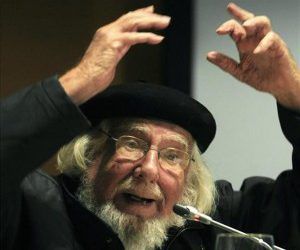 Ernesto Cardenal galardonado con el Premio Reina Sofía de Poesía Iberoamericana