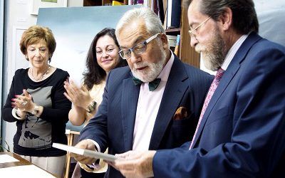 Tomás Paredes, galardonado con la «Medalla de Honor» de la Asociación Española de Pintores y Escultores