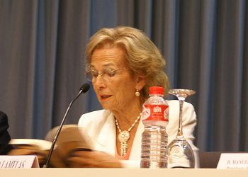 Mujer en vela