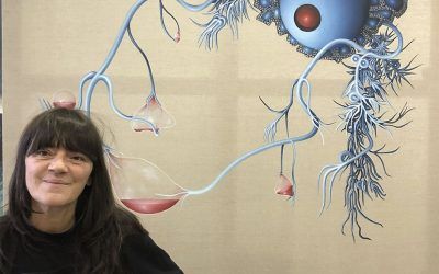 Nuria Alcaráz, la niña de los pinceles y las tijeras.