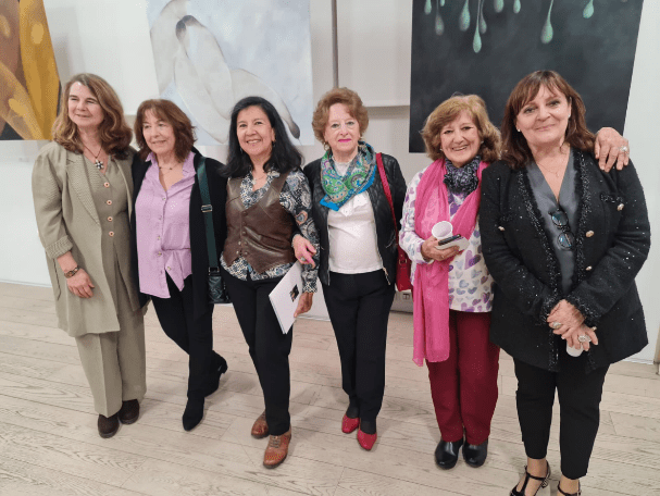MUJERES CONTEMPORÁNEAS EN EL ARTE