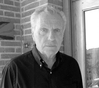 ENRIQUE GARCÍA-HERRÁIZ, ENTRE DOS MUNDOS